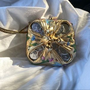 AUTHENTIC JUDITH LEIBER BAG W ORIGINAL BOX